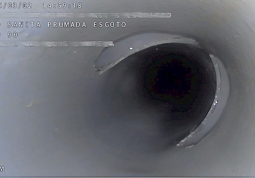 Reabilitação de prumadas de esgoto com revestimento epóxi